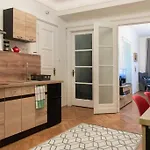 Central Buda Comfort