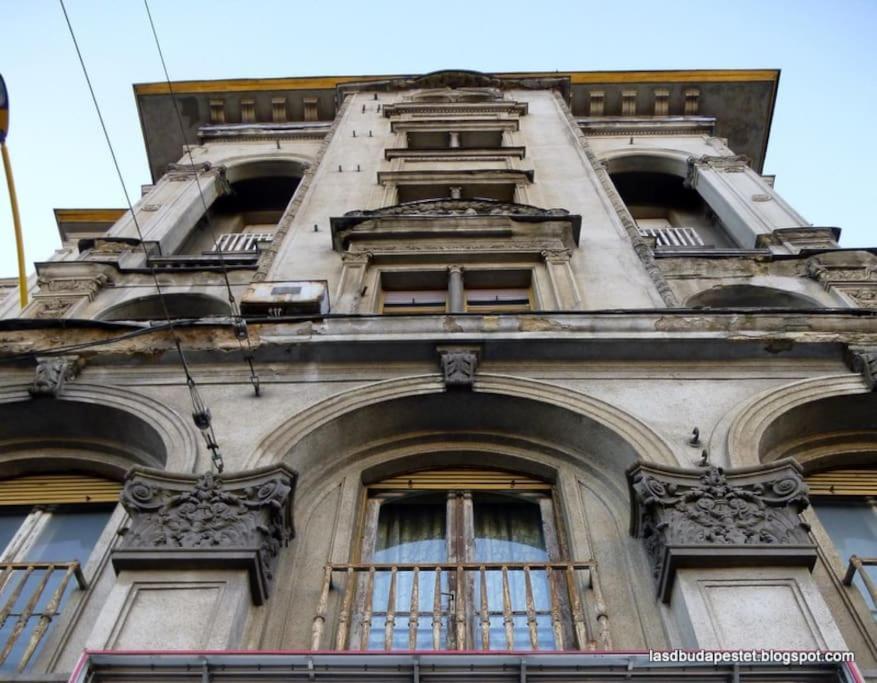 Central Buda Comfort Apartment *